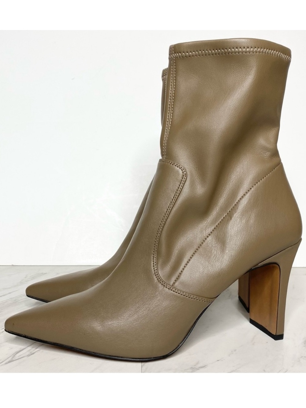 Franco Sarto Avana Faux Leather Pointy Toe Heeled Bootie 10M